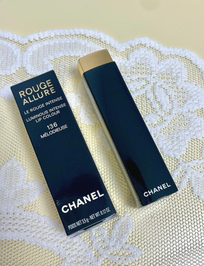 샤넬 (CHANEL) 루쥬 알뤼르 [136 멜로디우스] review image
