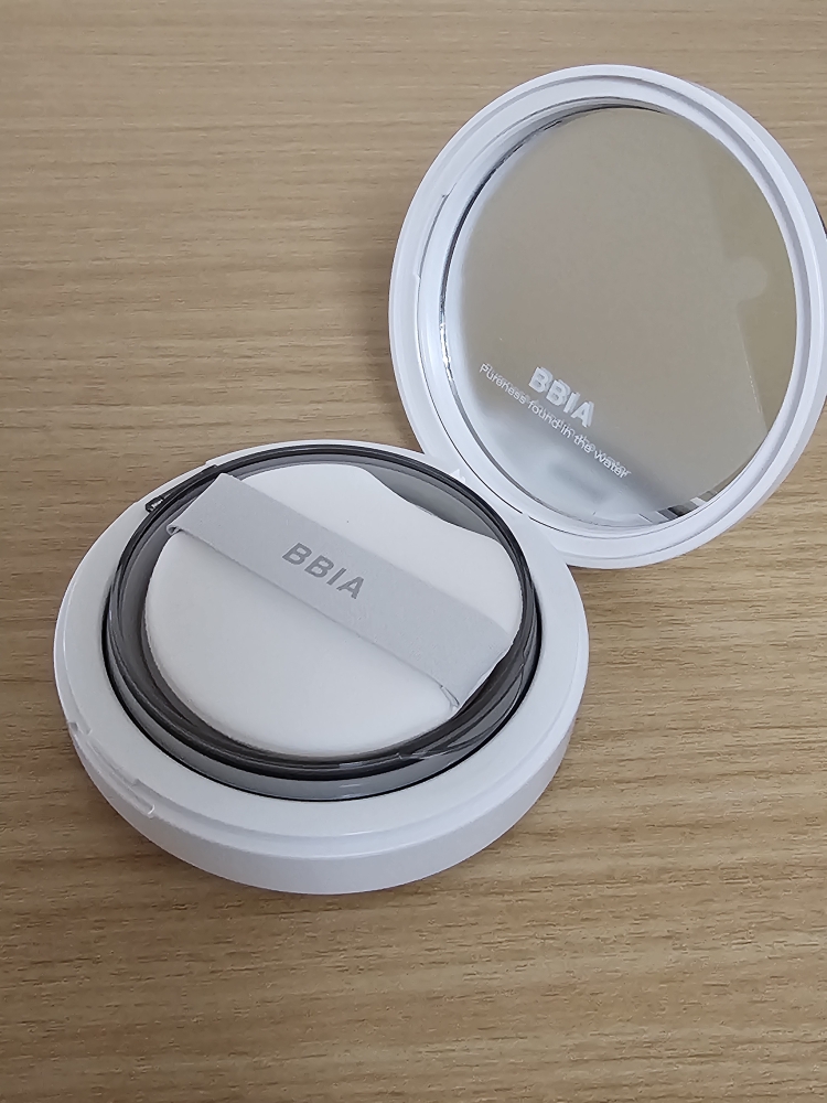 哦,光泽气垫 [SPF40/PA+++] [17号色]的真实用户使用照片