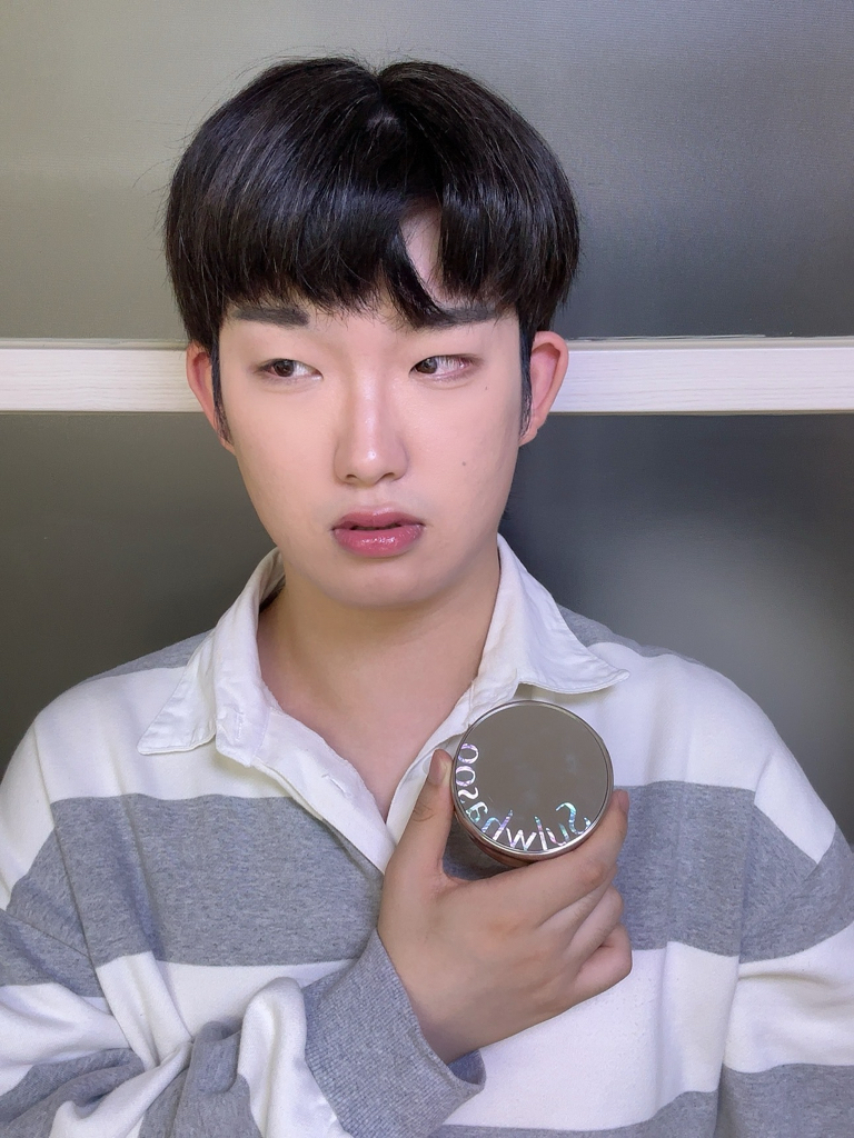 설화수 (Sulwhasoo) 퍼펙팅 쿠션 에어리 [SPF50+/PA+++] [23N1호] review image