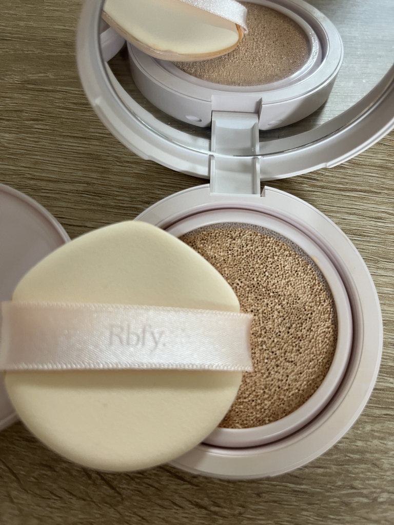 리바이포유 (Rbfy) 워터글로우핏쿠션 [SPF50+/PA++++] [01호 피치아이보리] review image