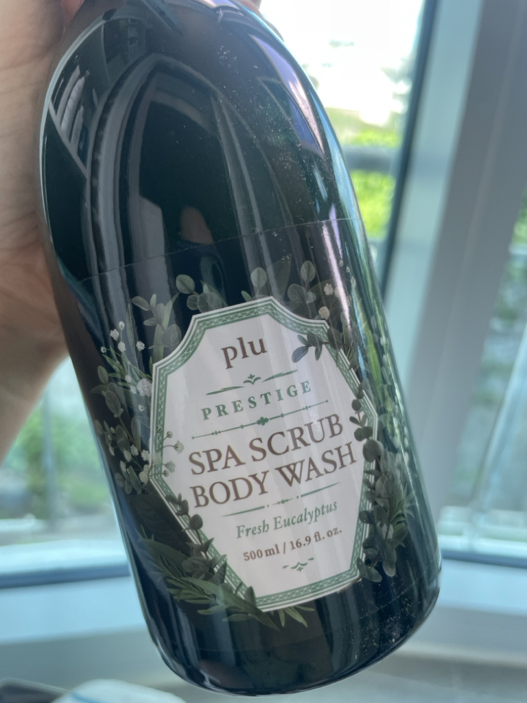 플루 (Plu) 프레스티지 스파 스크럽 바디워시 [바질유칼립투스] review image