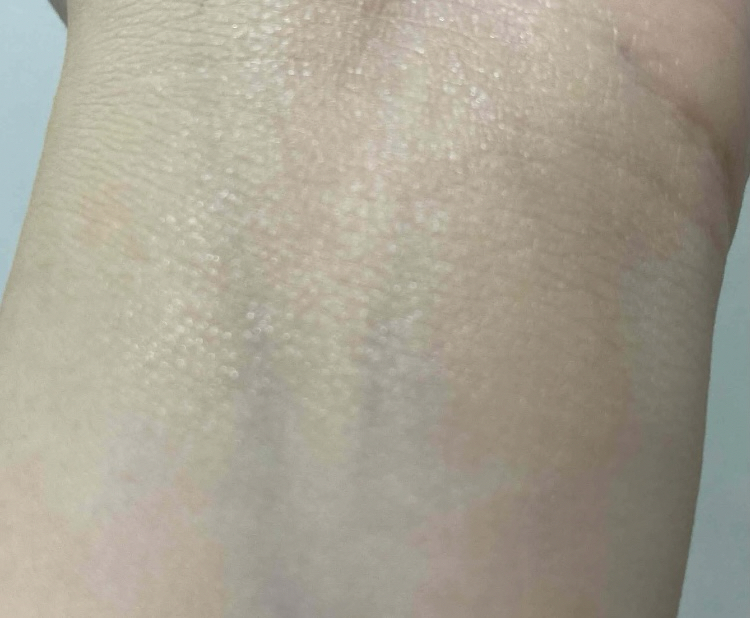 설화수 (Sulwhasoo) 퍼펙팅 쿠션 에어리 [SPF50+/PA+++] [17N1호] review image