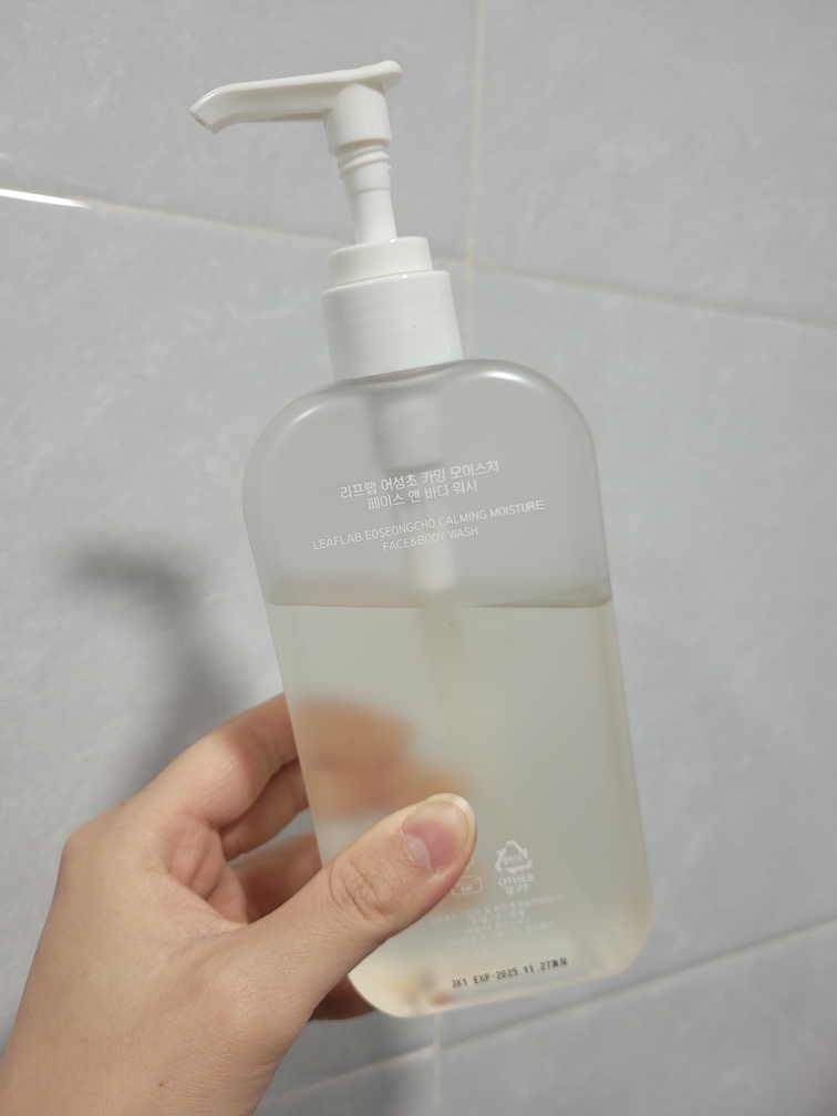 리프랩 (LEAFLAB) 어성초 카밍 페이스앤바디 워시 review image