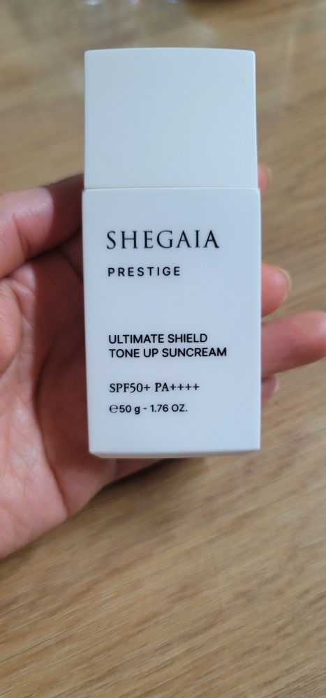 SHEGAIA Kem chống nắng Ultimate Shield Tone-Up [SPF50+/PA++++] review image