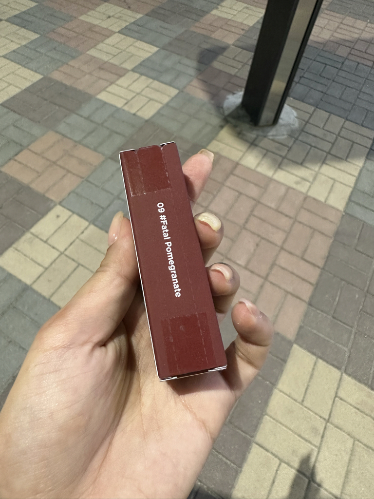릴리바이레드 (lilybyred) 무드라이어 벨벳틴트 [6호 치명적인석류인척] review image
