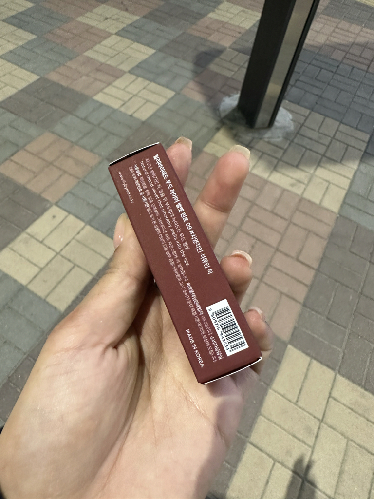 릴리바이레드 (lilybyred) 무드라이어 벨벳틴트 [6호 치명적인석류인척] review image