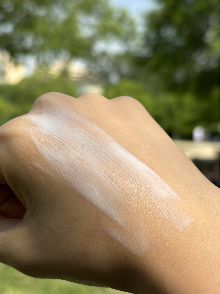 부쉬맨 (BUSHMAN) 히알루론산 데일리 선크림 [SPF50+/PA++++] review image