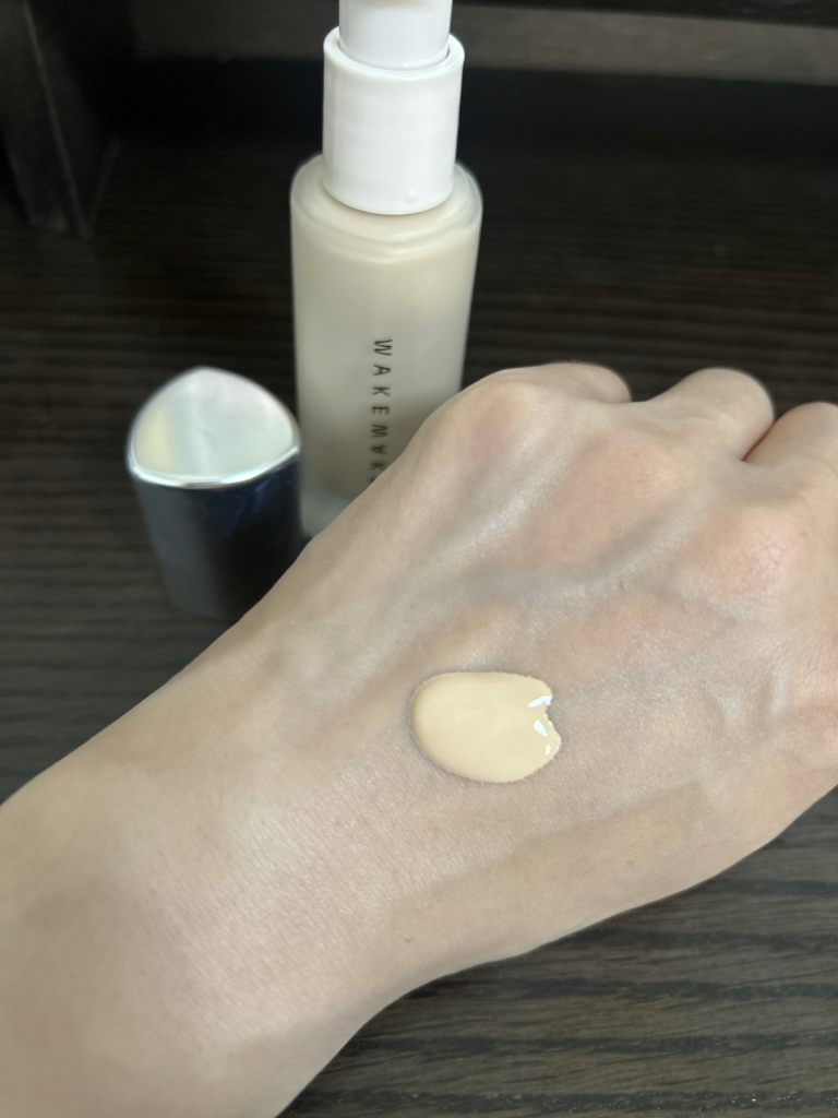 水丝绒遮瑕粉底液 [SPF30/PA+++] [23号 米色]的真实用户使用照片
