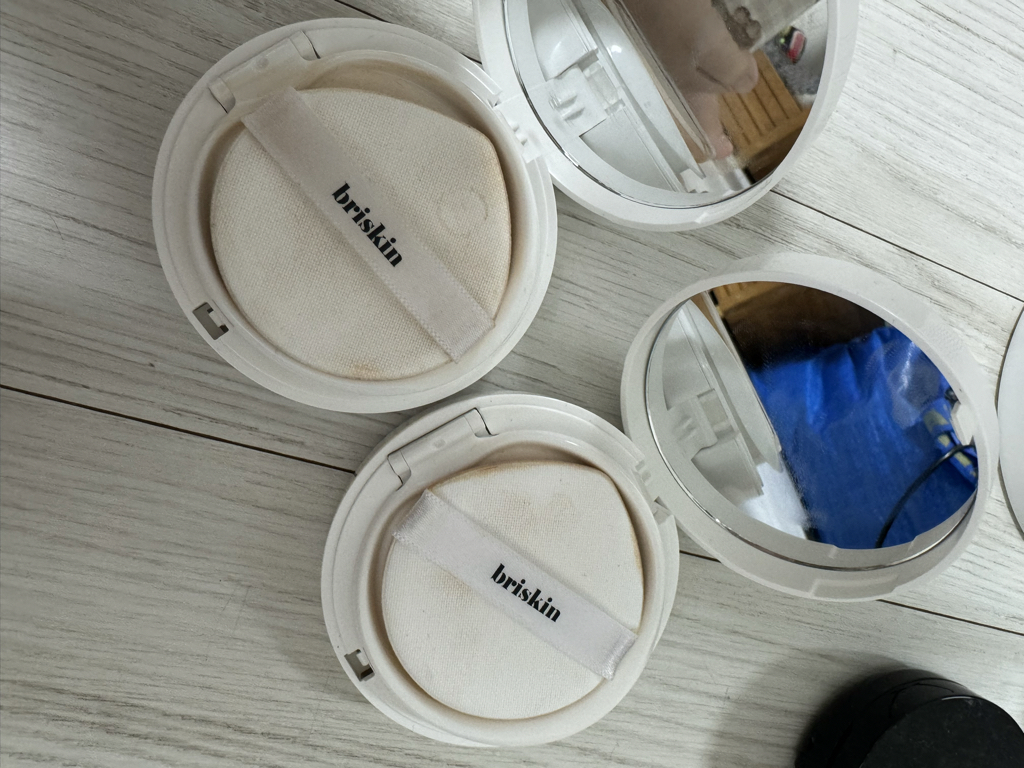 브리스킨 (briskin) 엑소 글로우 세컨스킨 쿠션 [SPF40/PA++] [2호 내추럴베이지] review image