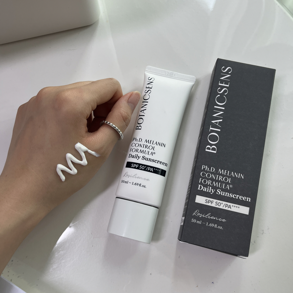 보타닉센스 (Botanicsens) 멜라닌 선스크린 [SPF50+/PA++++] review image