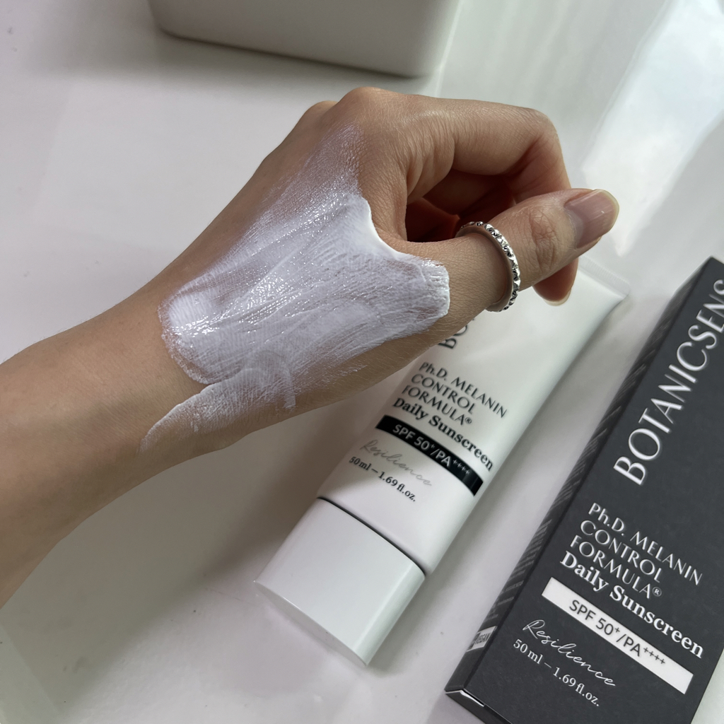 보타닉센스 (Botanicsens) 멜라닌 선스크린 [SPF50+/PA++++] review image