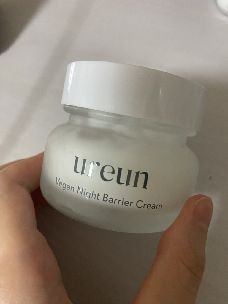 纯素夜间屏障乳霜的真实用户使用照片
