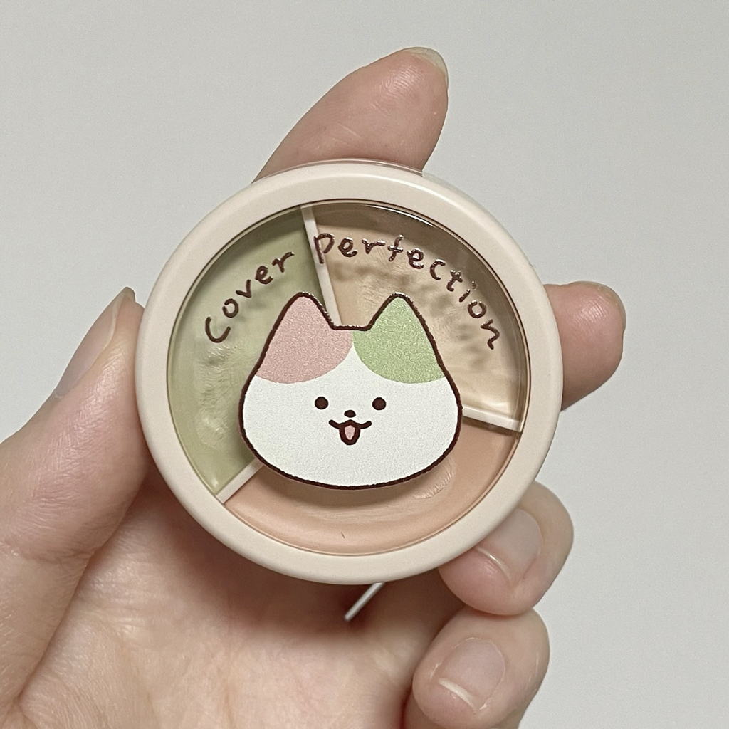 더샘 (theSAEM) 삼색냥이 에디션 커버 퍼펙션 트리플 팟 컨실러 [01 코렉트베이지] review image