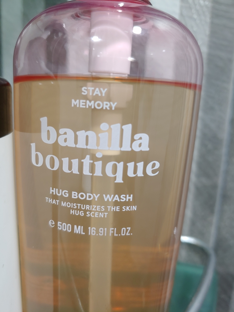 바닐라부티크 (banillaboutique) 허그 퍼퓸 바디워시 review image