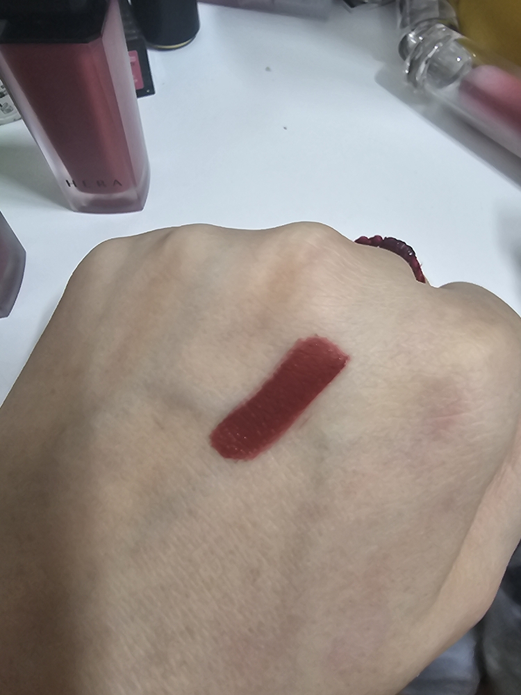 헤라 (HERA) 센슈얼 파우더 매트 리퀴드 [353호 언드레스드] review image