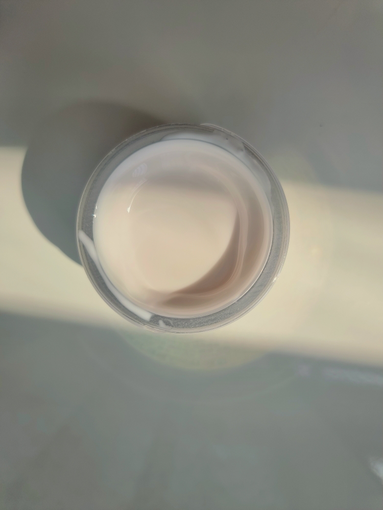 VELYVELY 玻璃护肤霜 common.review image