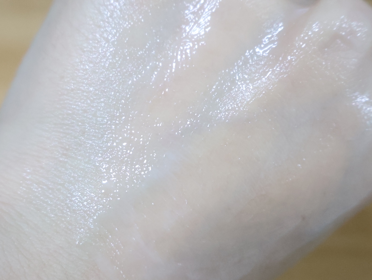 엘라비에코스메틱 (elraviecosmetic) 멜라 리턴 선크림 [SPF50+/PA++++] review image