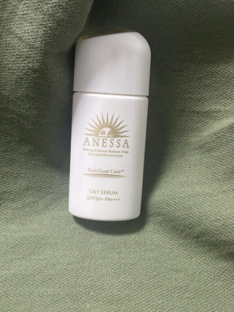 아넷사 (ANESSA) 데이세럼 [SPF50+/PA++++] review image