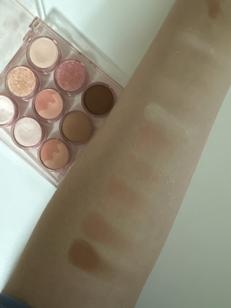 Ảnh đánh giá thực tế của người dùng về Bảng màu mắt [01 Màu đào ấm]