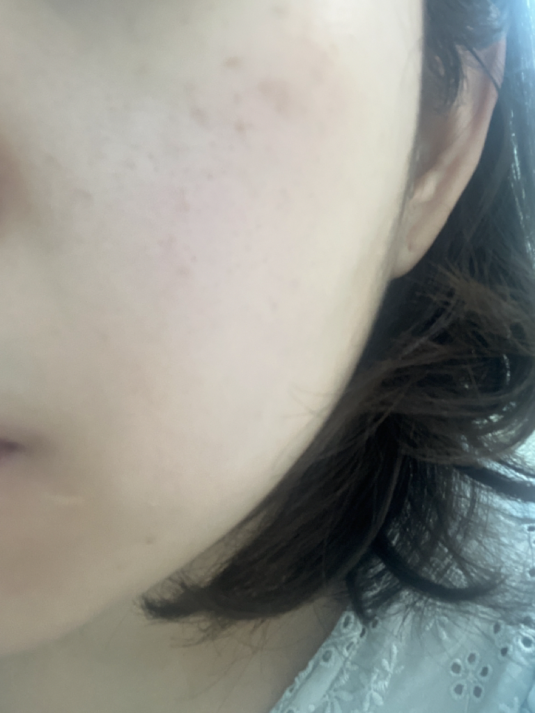 防晒霜 [SPF50+/PA++++] [舒缓]的真实用户使用照片
