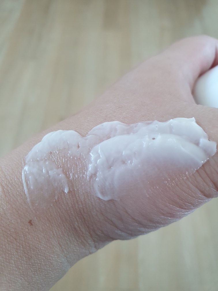 JHP코스메틱 (JHPCOSMETICS) 녹초엽 시카 모이스쳐 호호바크림 review image