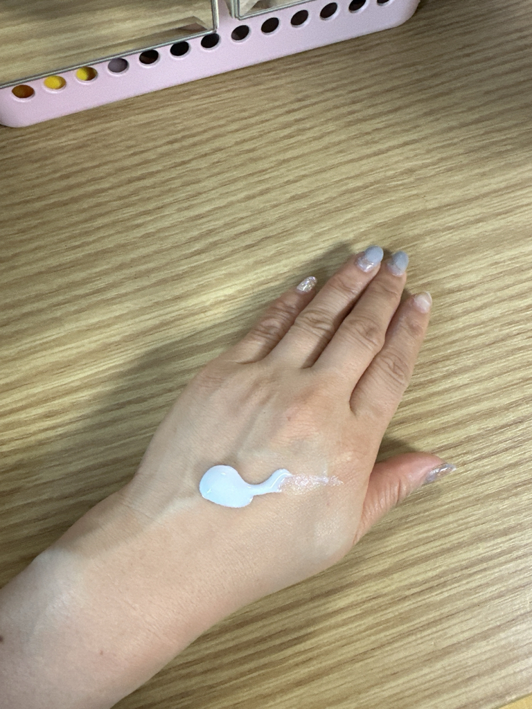 黑米保湿防晒霜 [SPF50+/PA+++]的真实用户使用照片