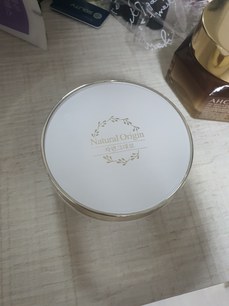 自然 山茶花粉底霜 [SPF25/PA++] [01 明艳花朵] common.review image