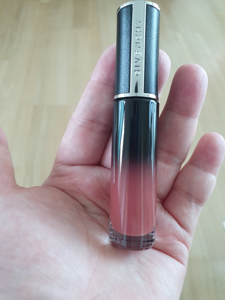 지방시 (GIVENCHY) 르 루즈 앵떼르디 크림 벨벳 [N15 소프트로즈] review image