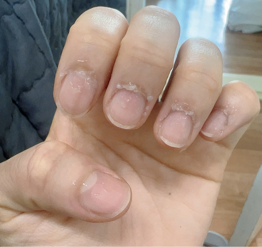 셀리한센 (SallyHansen) 인스턴트 큐티클 리무버 review image