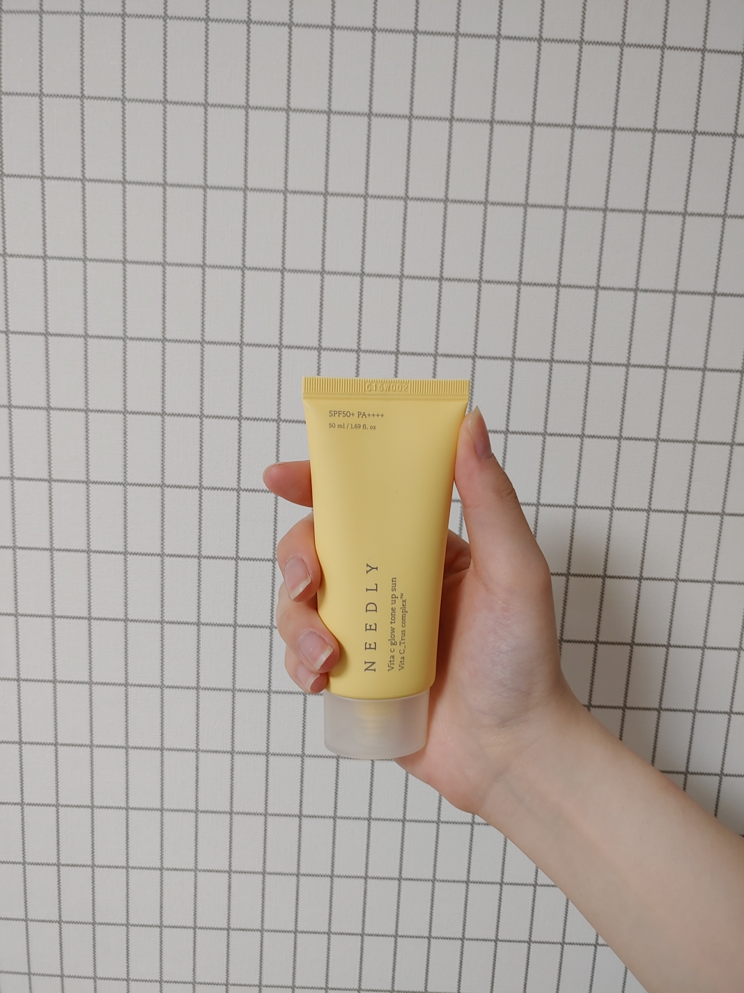 NEEDLY 维他命C亮肤美白防晒霜 [SPF50+/PA++++] common.review image