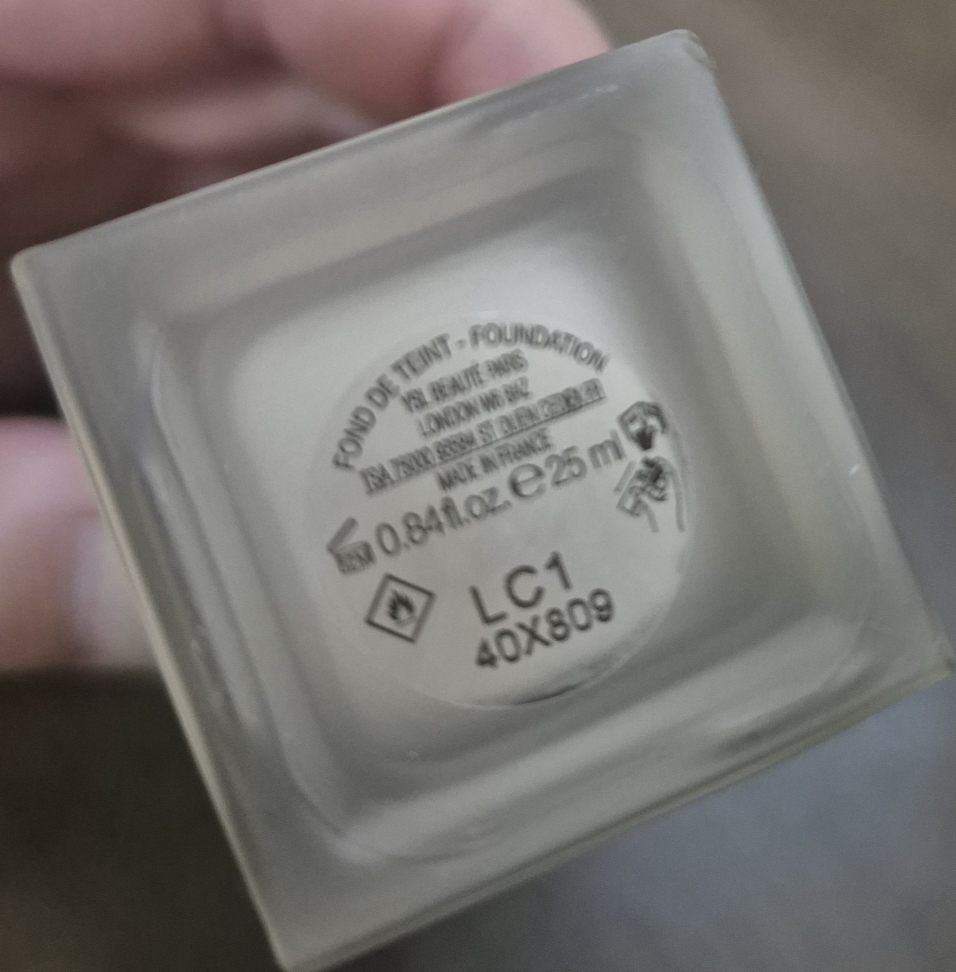 伊夫圣罗兰 全天候粉底液 [SPF39/PA+++] [LC1] common.review image