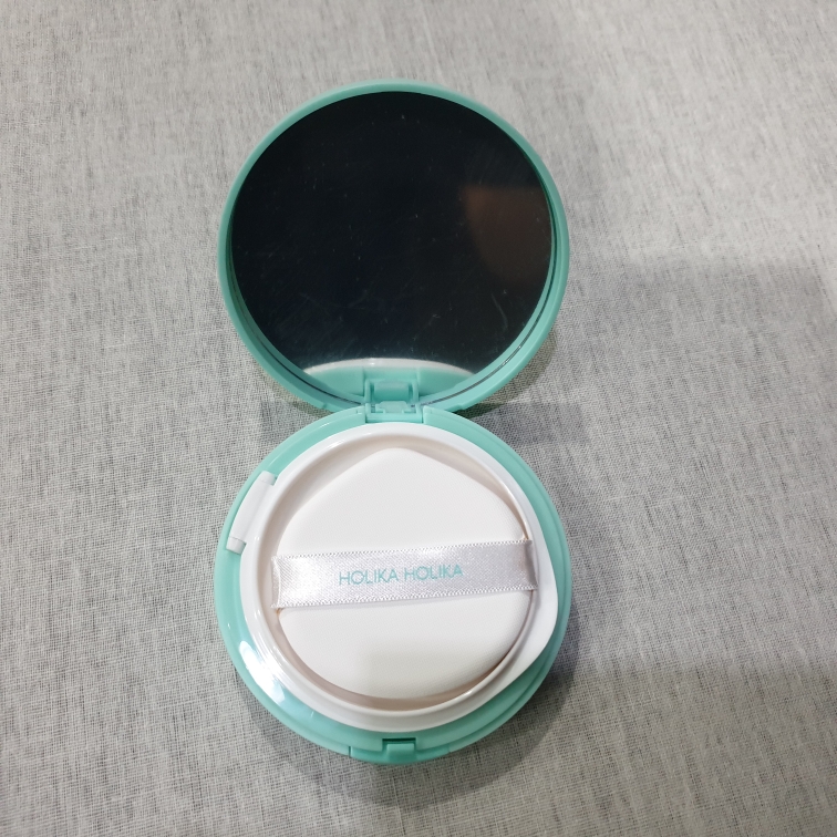 HOLIKAHOLIKA Aloe Mild Sun Cushion [SPF50+/PA++++] review image