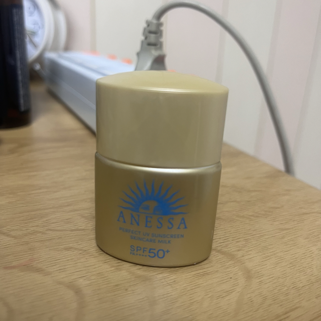 아넷사 (ANESSA) 퍼펙트 UV 선스크린 스킨케어 밀크 N [SPF50+/PA++++] review image