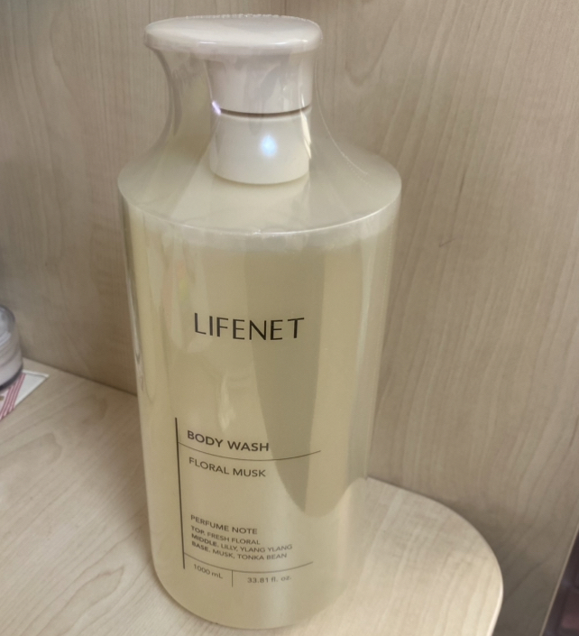 라이프넷 (LIFENET) 퍼퓸 바디워시 [플로럴머스크] review image