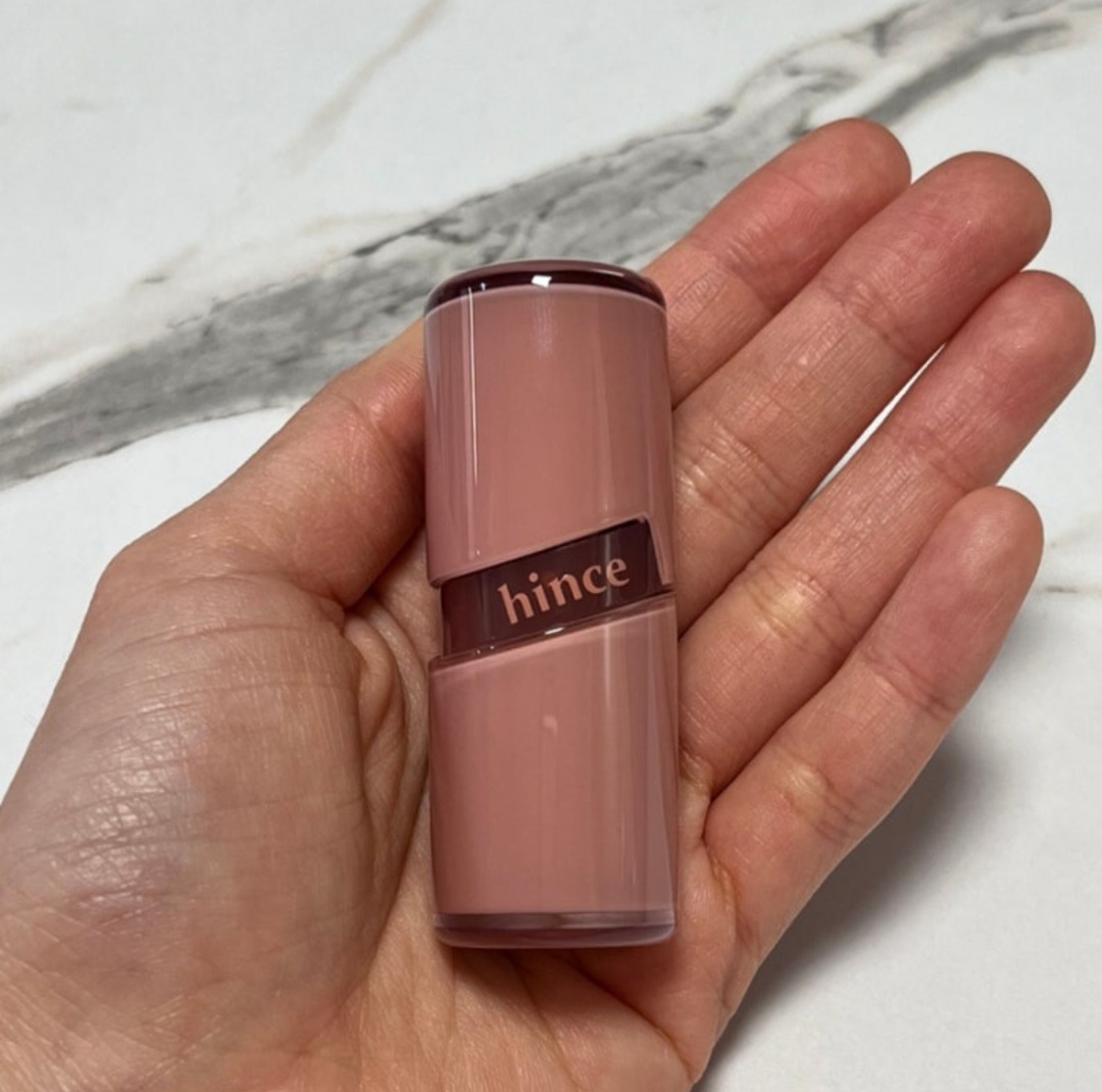 Real user review photo of Ro Glow Gel Tint [R006 Log Grape]