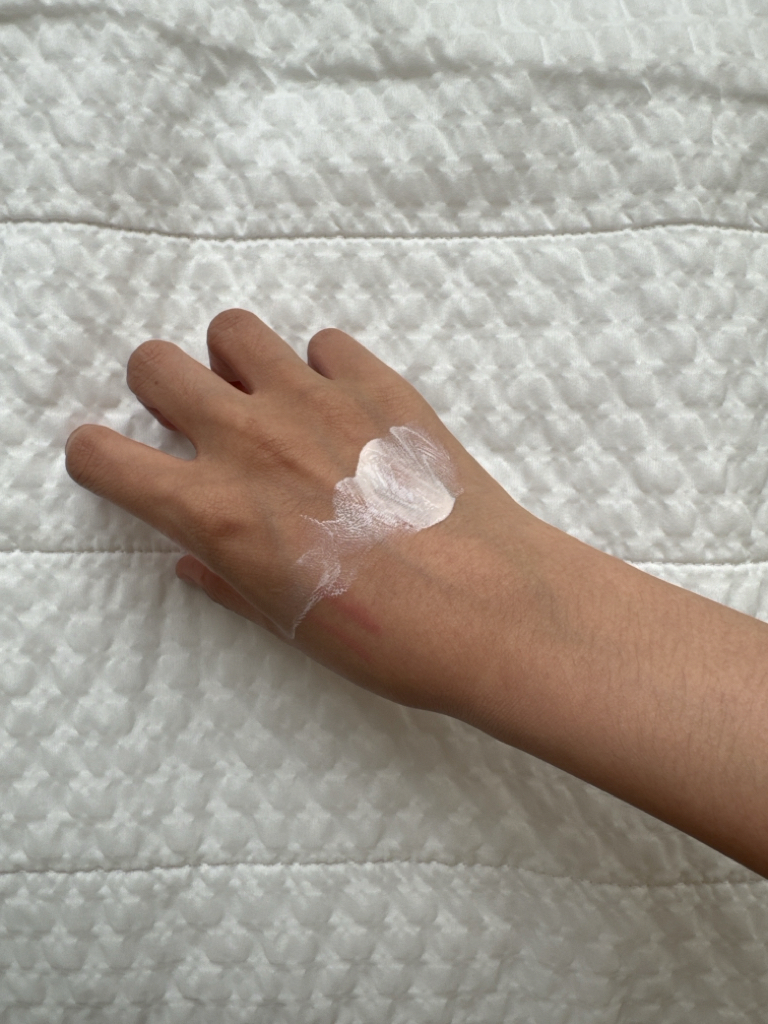 舒缓防晒隔离霜 [SPF50+/PA++++]的真实用户使用照片