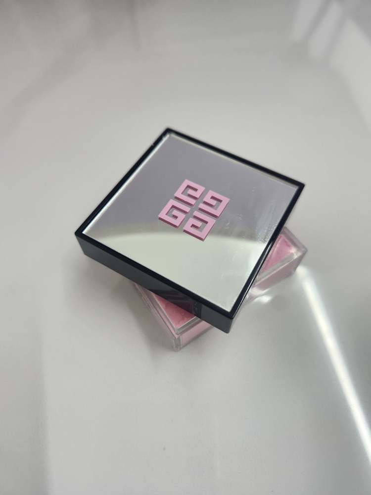纪梵希 棱镜丽布腮红 [N01 棉布蓝] common.review image