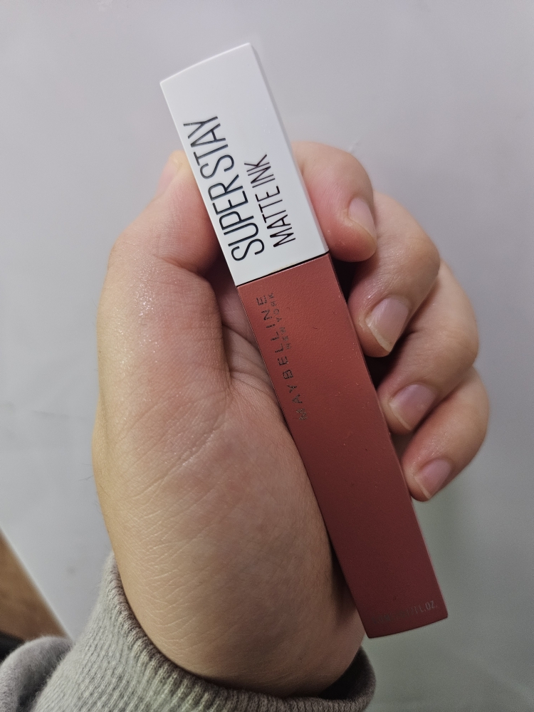 메이블린뉴욕 (MAYBELLINENEWYORK) 슈퍼스테이 립 잉크 [130 셀프스타터] review image