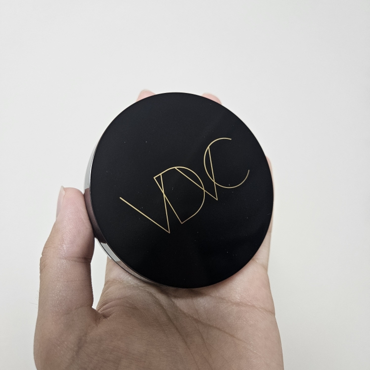비디비치 (VIDIVICI) 롱웨어 스킨 핏 쿠션 [SPF50+/PA++++] [25호 카멜] review image