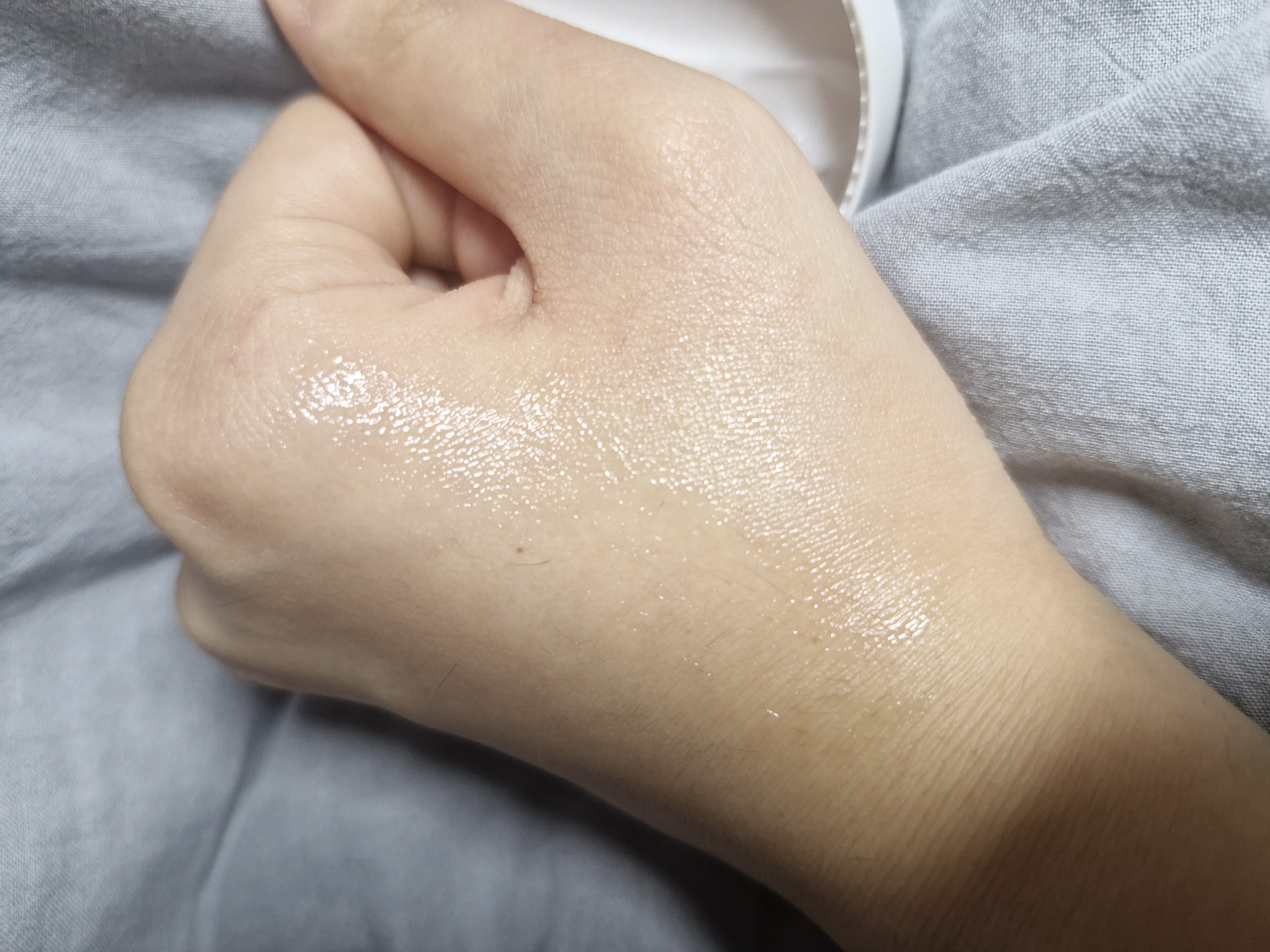 纯素夜间屏障乳霜的真实用户使用照片