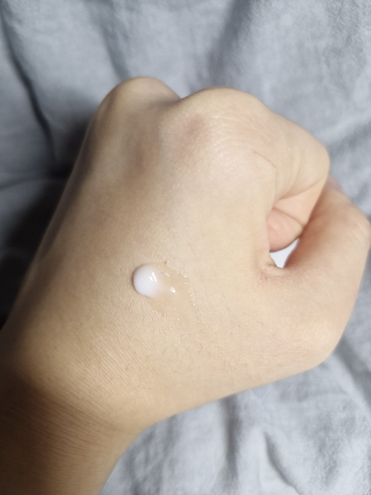 纯素夜间屏障乳霜的真实用户使用照片