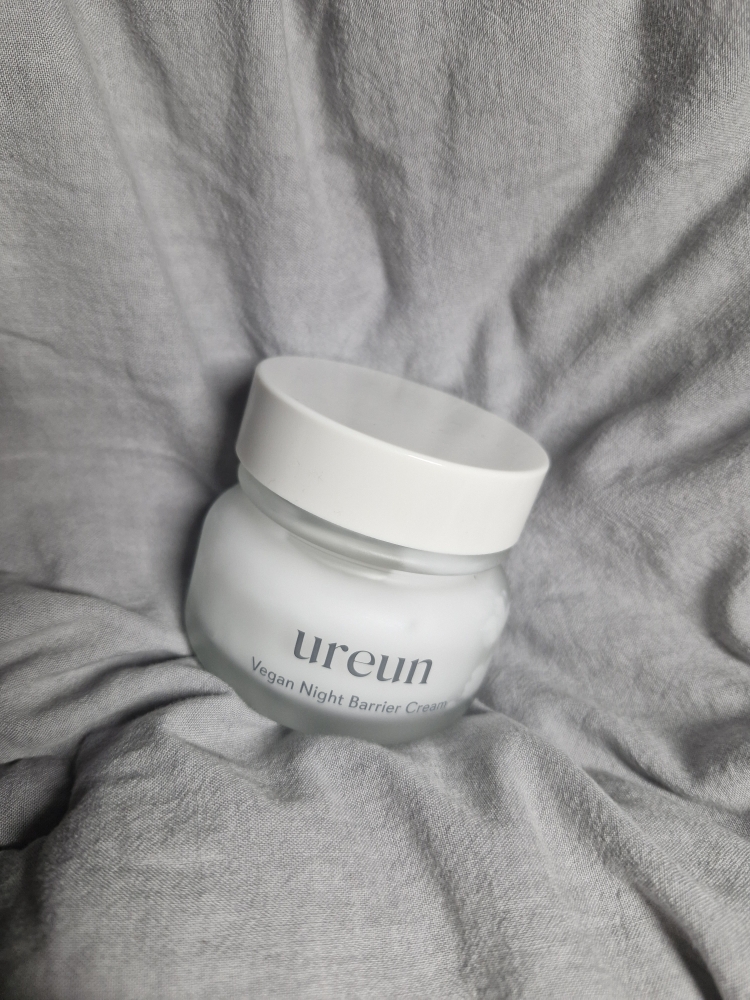 纯素夜间屏障乳霜的真实用户使用照片