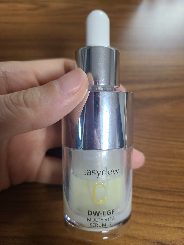 이지듀 (Easydew) DW-EGF 멀티 비타 세럼 C review image