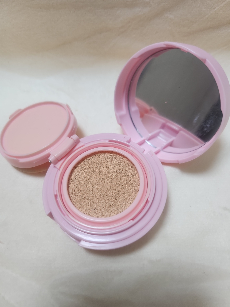 메리몽드 (Merrymonde) 해피 유어데이 쿠션 [SPF40/PA++] [01 아이보리] review image