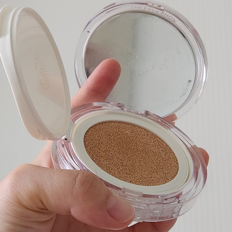 더페이스샵 (THEFACESHOP) 듀이래스팅 쿠션 [SPF50+/PA+++] [201호] review image