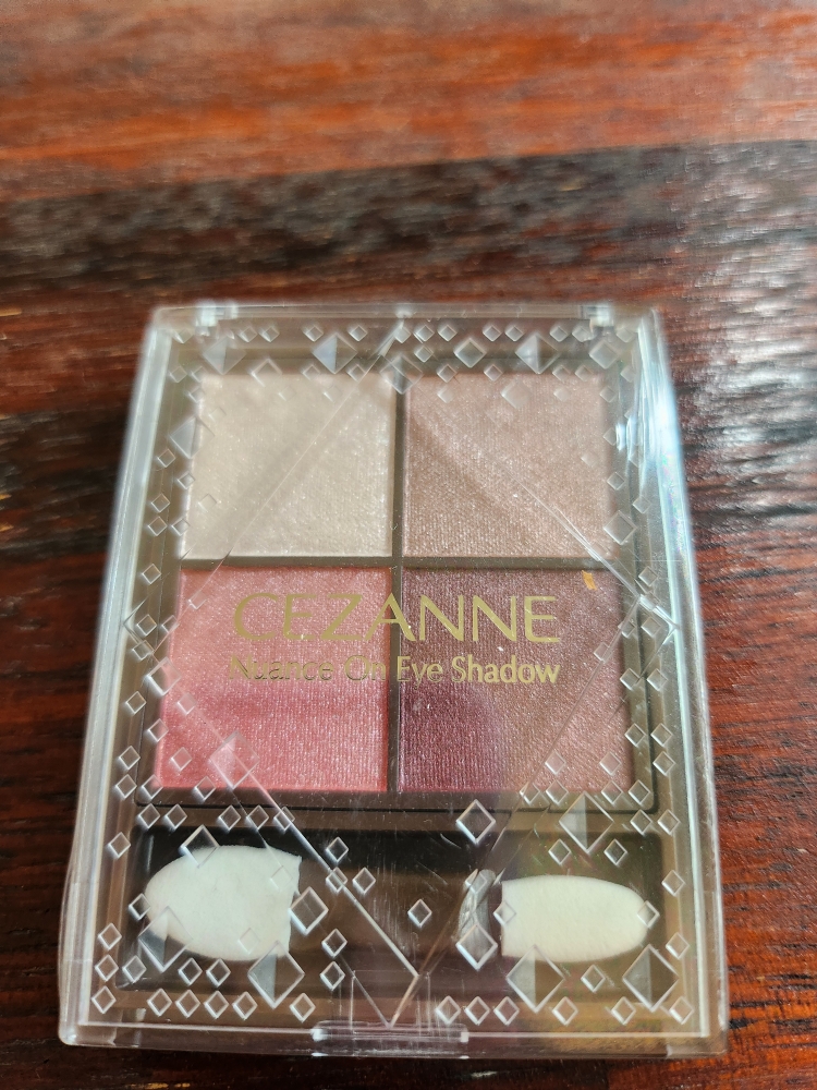 세잔느 (CEZANNE) 뉘앙스 온 아이섀도우 [02 로즈쿼츠] review image