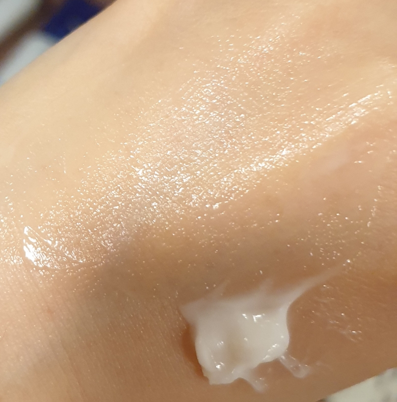 JHP코스메틱 (JHPCOSMETICS) 녹초엽 시카 모이스쳐 호호바크림 review image