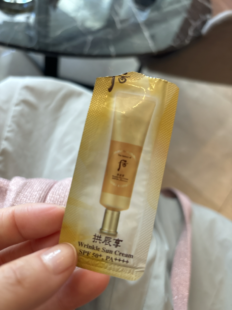 더후 (THEWHOO) 공진향 진해윤 링클 선크림 [SPF50+/PA++++] review image
