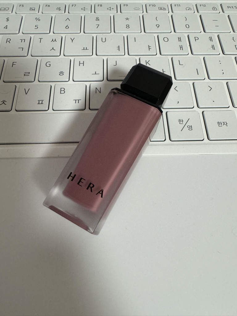 헤라 (HERA) 센슈얼 파우더 매트 리퀴드 [187호섹슈얼초콜릿] review image
