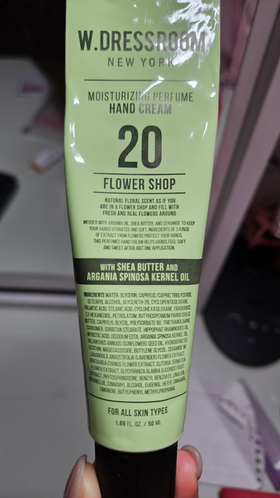 W.DRESSROOM 香水手霜 [No.20 花店] common.review image